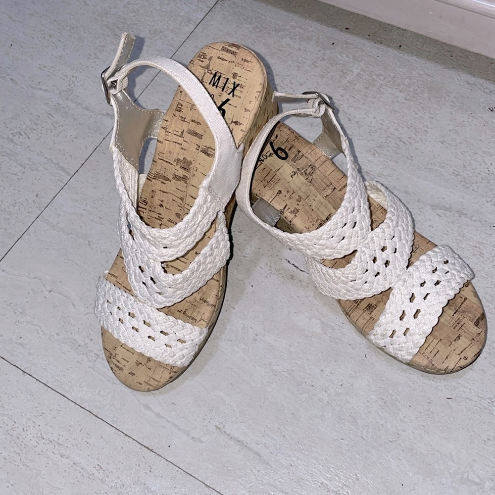 Mix no. 6 Little girl wedge sandals, size 3
